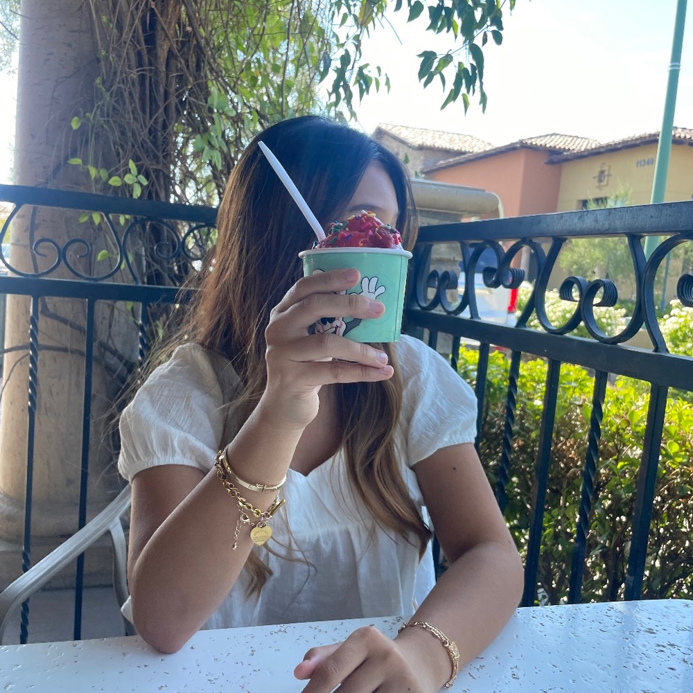 Meet your Posher, Alaina